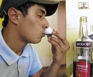 Exquisitos vinos y dulces de café son procesados en oriente