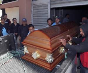 El cádaver de Sergio Álvarez (Tapatoca) fue trasladado a su pueblo natal en el sur del país. (Foto: Mario Urrutia)