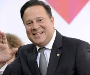 Juan Carlos Varela, presidente de Panamá, reconoció a Juan Orlando como mandatario electo.