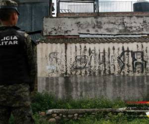 La colonia El Pedregal, en Tegucigalpa, fue la primera trinchera de los pandilleros de la 18. Los muros de esta zona aún guardan señales de la primera ocupación de esta estructura criminal.