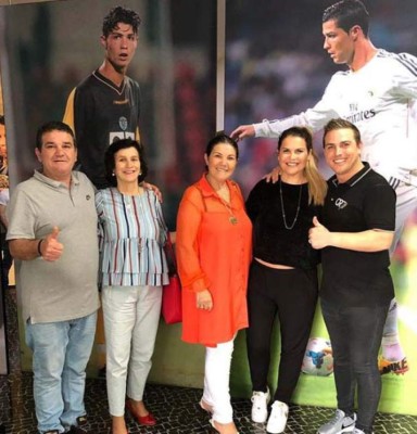 Así es la vida de María Aveiro, la abnegada madre de Cristiano Ronaldo