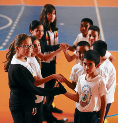 Cimientan valores en escolares por medio del deporte