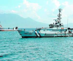 La Fuerza Naval de Honduras (FNH), hasta el 2013, se había mantenido con capacidades mermadas, operando con algunas patrulleras y lanchas de poca capacidad.