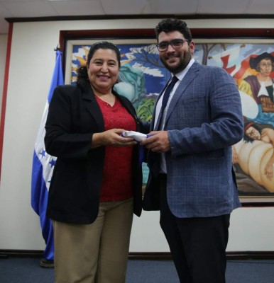 Apertura de la Semana del Idioma fue dedicada a Rafael Heliodoro Valle