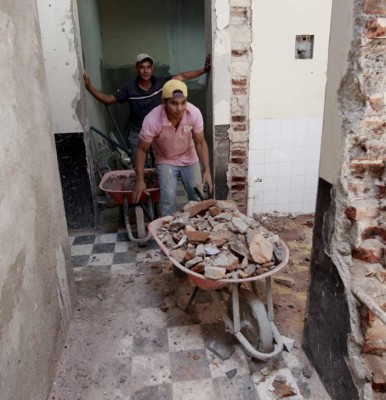 Invierten 100 millones de lempiras en mejoras de dos hospitales de la capital de Honduras