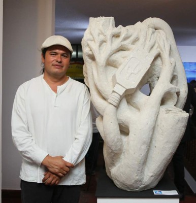 Con exposición inauguran la sala binacional de arte