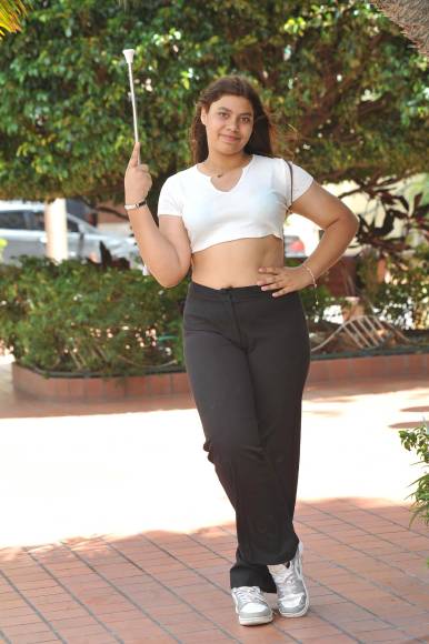 El Instituto Vuelo de Águila destaca su belleza y excelencia para fiestas cívicas