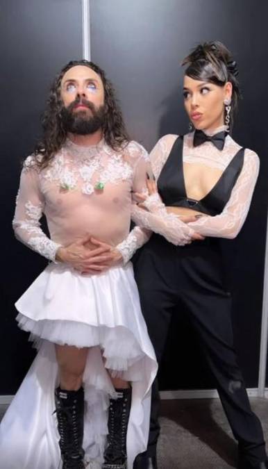 Los virales vestidos de Jay de la Cueva, de Moderatto, que rompen estereotipos de género