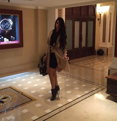 El hombre ''más guapo del mundo'' se casó y presentó a su novia las redes