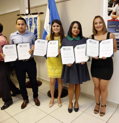cita de éxito por logro académico