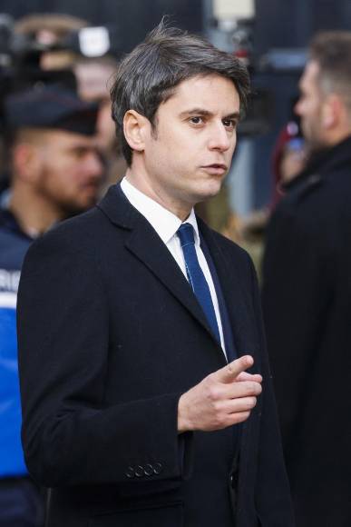 ¿Quién es Gabriel Attal, el niño prodigio francés que ahora es primer ministro?