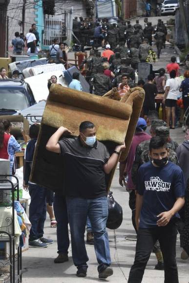 Falla en la Guillén: Impotencia y desesperación entre vecinos obligados a salir de sus hogares