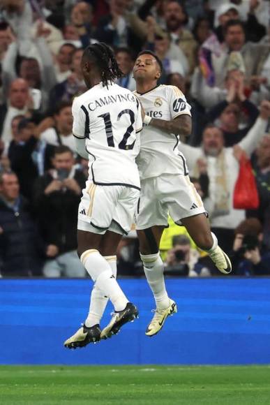 Provocación de Vini a Grealish, Ancelotti y su reacción con Pep y Modric sorprende