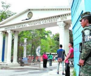 El Instituto Central Vicente Cáceres lamentó al menos tres muertes de sus estudiantes.