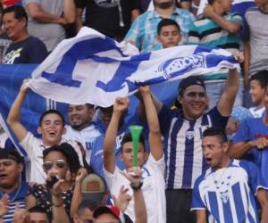La emoción por el primer gol de Honduras no solo se vivió en las graderías. En las redes sociales también se festejó.