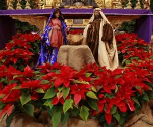 La corona de Adviento representa el tiempo de espera y de luz en Jesús.Foto:Alejandro Amador/EL HERALDO