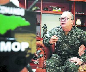 Comandante de la Policía Militar del Orden Público (PMOP), coronel de artillería Óscar Orlando Reyes Paz.