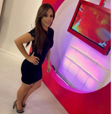 Paola Lazzaroni, la sensual y bella presentadora de espectáculos