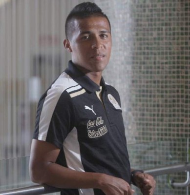 Fredixon Elvir pasa al Honduras Progreso