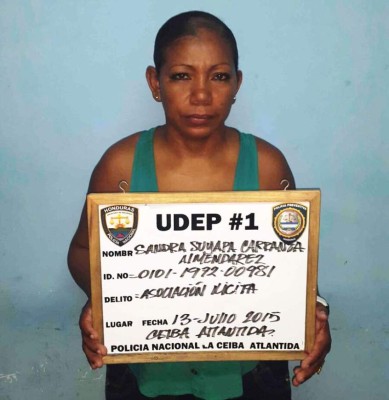 Capturan a mujer policía en el norte de Honduras