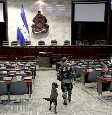 Libre provoca disturbios en los bajos del CN