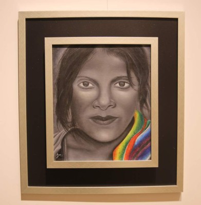 Ariana Gale expone su obra 'Entrelazados' como un homenaje al pueblo lenca