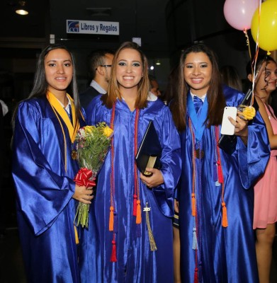 Seniors de la International School escalan un peldaño más