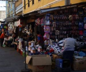 Durante este mes el comercio en la zona de Comayagüela luce flojo debido a la poca afluencia de compradores. Los comerciantes esperan que la situación mejore en febrero con el inicio de las clases.