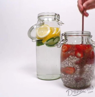 Preparar aguas saborizadas, deliciosas y saludables ¡Te ayudarán a perder peso!