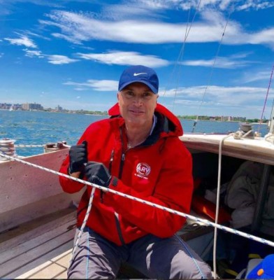 Edgardo del Villar, el periodista de Telemundo que enfrentó el cáncer con positivismo