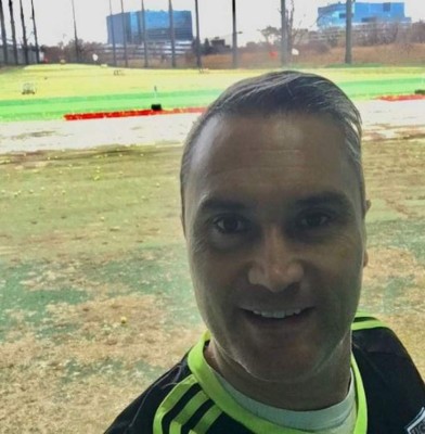 Edgardo del Villar, el periodista de Telemundo que enfrentó el cáncer con positivismo