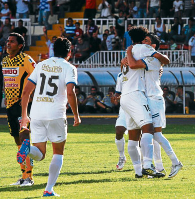 Olimpia pidió la hora en el clásico ante Real España