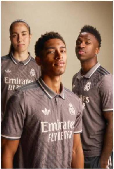 Real Madrid presenta su tercera equipación con Mbappé y una leyenda como protagonistas