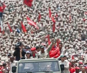 Maduro presidió un acto en homenaje a ese cuerpo creado en 2010 por el fallecido presidente Hugo Chávez (1999-2013) como apoyo a la FANB (Foto: AFP/ El Heraldo Honduras/ Noticias de Honduras)