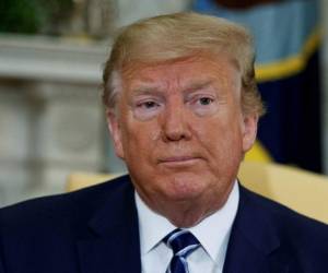 La denuncia efectuada ante superiores el 12 de agosto pasado, que señala que Trump utilizó sus poderes para presionar al gobierno de Ucrania a investigar sobre su rival de la campaña demócrata Joe Biden.