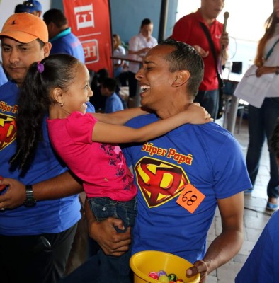 Y el súper papá 2015 es... ¡Nelson David Lagos!