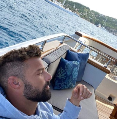 Ricky Martin disfruta junto a sus hijos y esposo en playas del Caribe