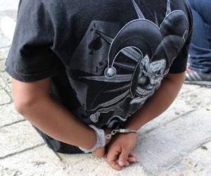 En la acción denominada 'Operación Halcón' participan 696 policías, 174 investigadores, la unidad canina y expertos en explosivos, foto: Ministerio Público de Guatemala.