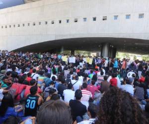 La derogación de las normas académicas porque no fueron consensuadas ni construidas desde la realidad que viven los estudiantes.