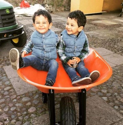 La belleza de los mellizos de Biby Gaytán y Capetillo impresiona en Instagram