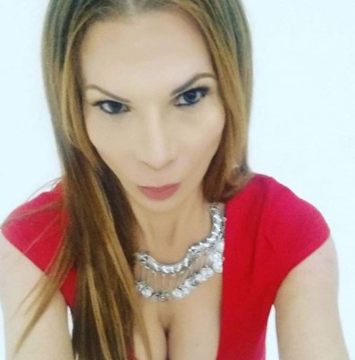 Mhoni Vidente hace arder Instagram con provocativos 'bikinazos'