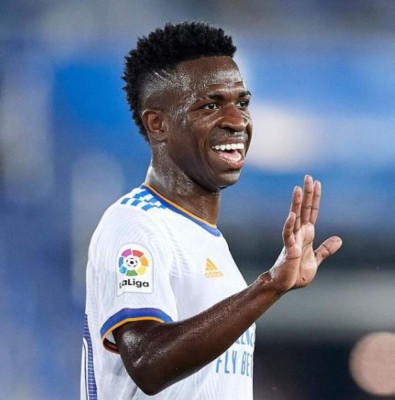 ¿Son pareja? Coqueteo entre Vinicius Jr. y la youtuber Kenia Os desata rumores de romance&nbsp;&nbsp;