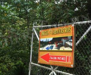Los jugadores y cuerpo técnico de Olimpia se hospedan en el Hotel y Cabañas Ros en Valle de Ángeles. El lugar está rodeado de una área con mucho pinos (Foto: Johny Magallanes/EL HERALDO)
