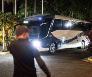 Los Ángeles FC aterrizó la noche deldomingo (10:00 PM) en la ciudad de La Lima, Cortés, lista para enfrentar a Real España en el duelo de ida de la primera ronda de la Concacaf Champions Cup.