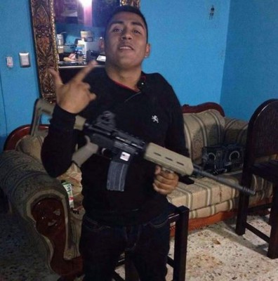 FOTOS: Cártel de drogas en México convierte a adolescentes en sicarios