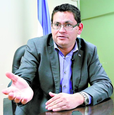 Honduras: Educación sugiere a personal rehabilitarse