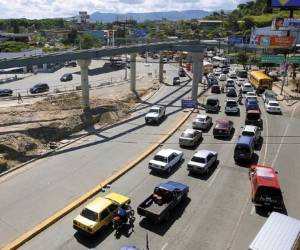 La reorganización de las itinerarios de transporte público va a iniciar por el sector urbano y luego se va a extender al interurbano a nivel nacional.