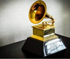 Anitta, Bad Bunny, De La Ghetto, Feid y Sech compiten por el mejor álbum de música urbana, mientras que Daddy Yankee fue nominado en categoría fusión/interpretación urbana, al igual que Farruko.