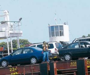 El Banco Central de Honduras (BCH), revela en su último informe que entre los principales bienes de consumo traídos del exterior, están los vehículos tipo turismo para uso familiar.