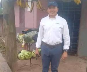 Jonathan Aguilar sufre con una enfermedad que afectó sus ojos y pide solidaridad para pagar sus controles médicos y comenzar un emprendimiento.
